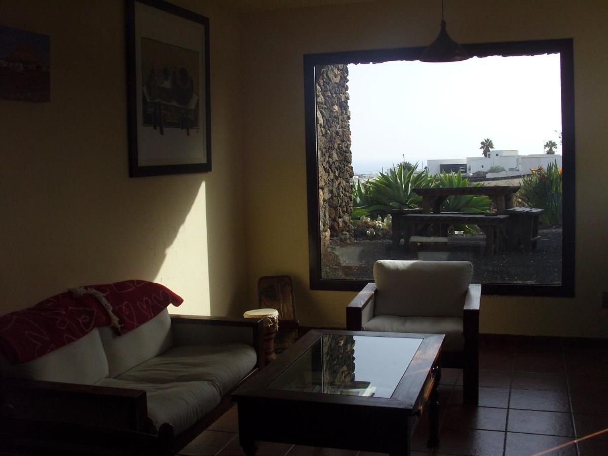 Casa La Tahonilla Apartment Tias Bagian luar foto