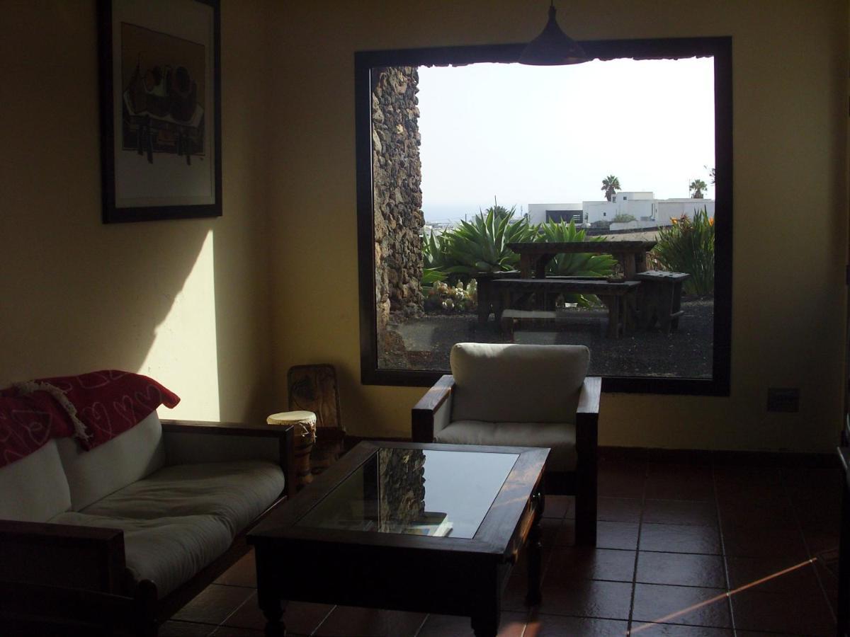 Casa La Tahonilla Apartment Tias Bagian luar foto